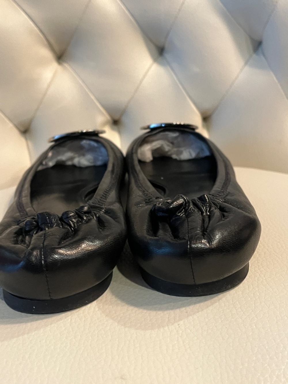 Tory Burch Black Leather Logo Round-Toe Ballet Flats MINT Size 8.5 - Picture 7 of 11